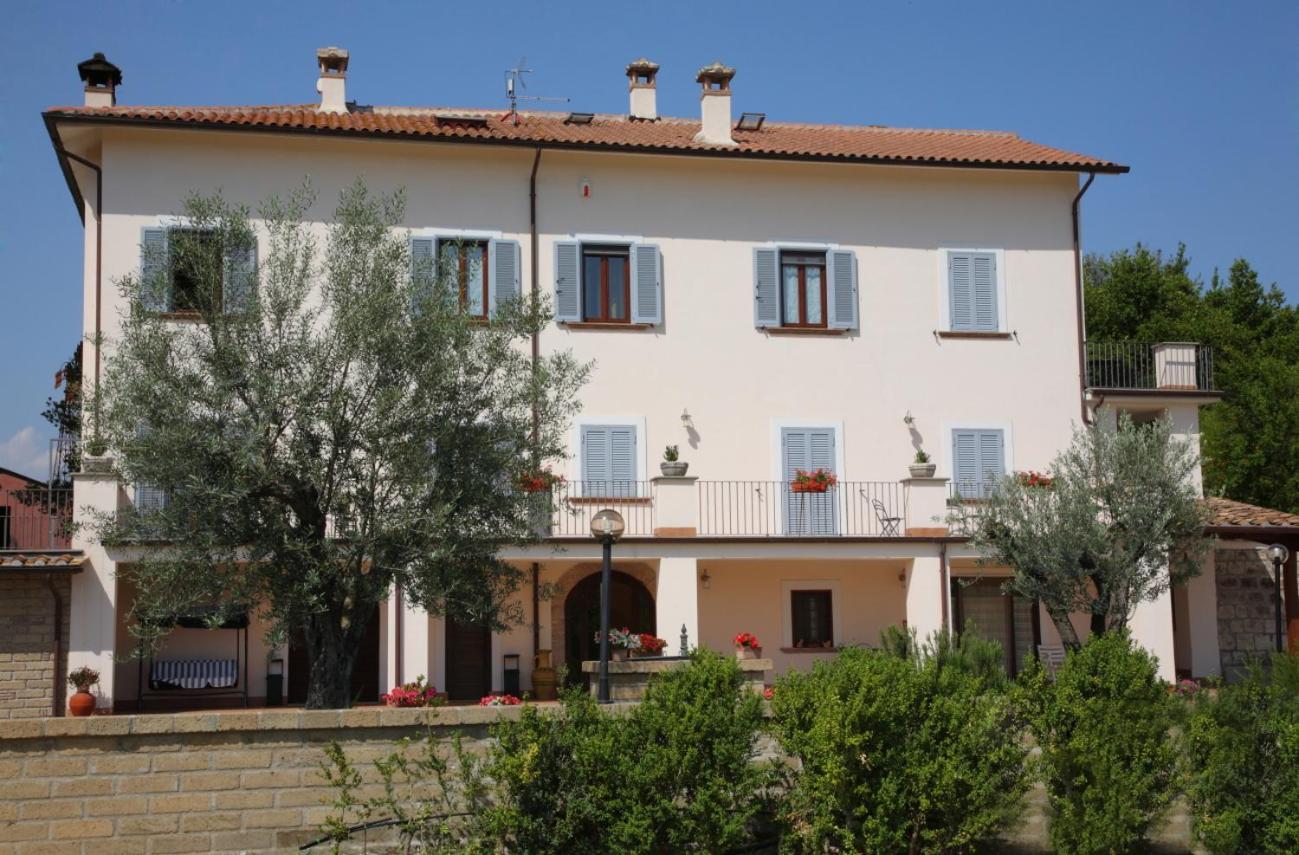 Agriturismo Casale Zuccari Caprarola Exterior foto